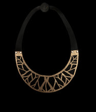 Load image into Gallery viewer, Leather Necklace Recoleta
