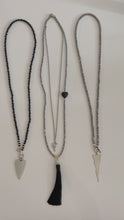 Load and play video in Gallery viewer, Necklace Palermo Tassel
